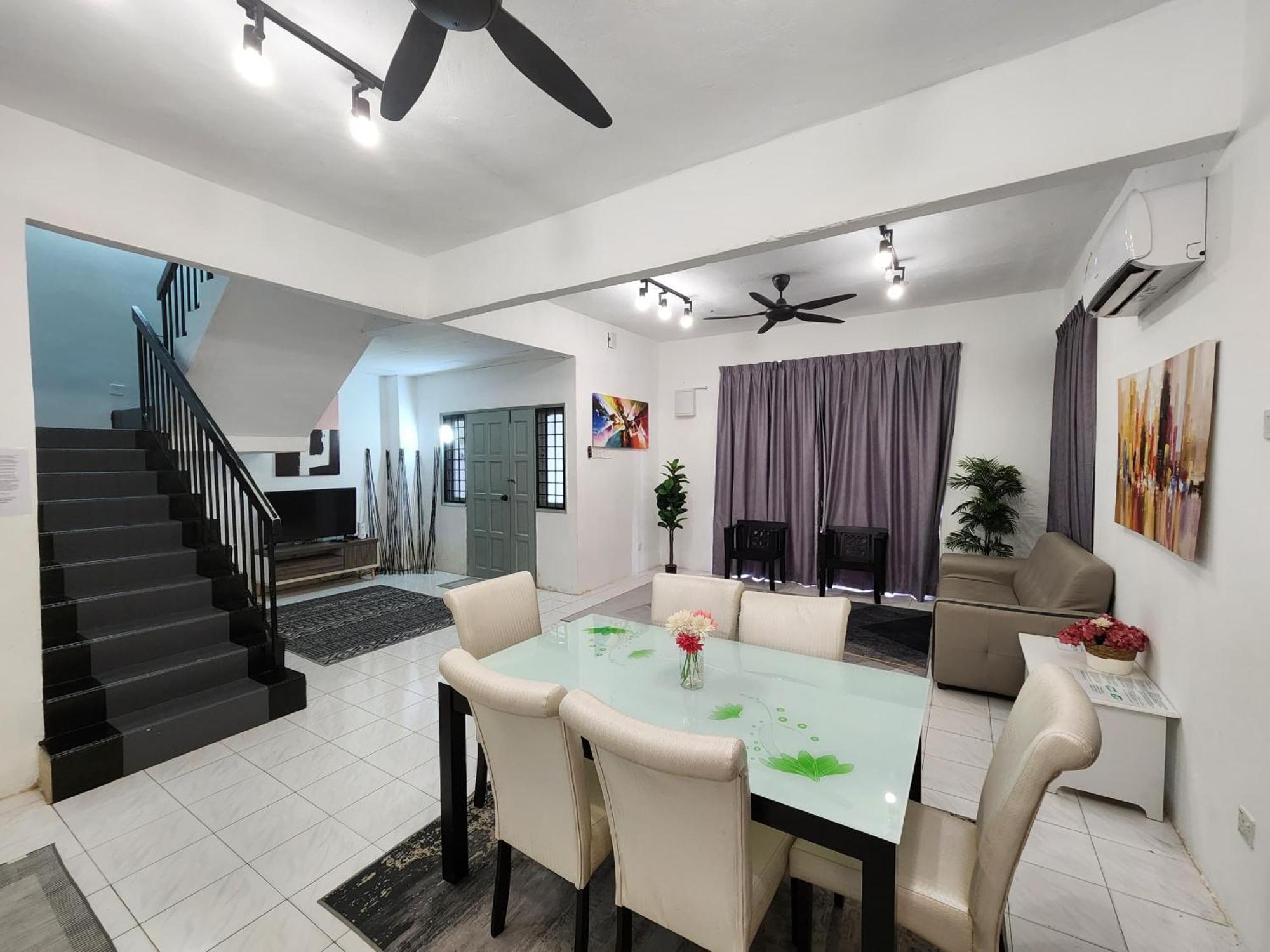 Rumah Melati By Impian Homestay Klia-Salak Tinggi-Nilai セパン エクステリア 写真